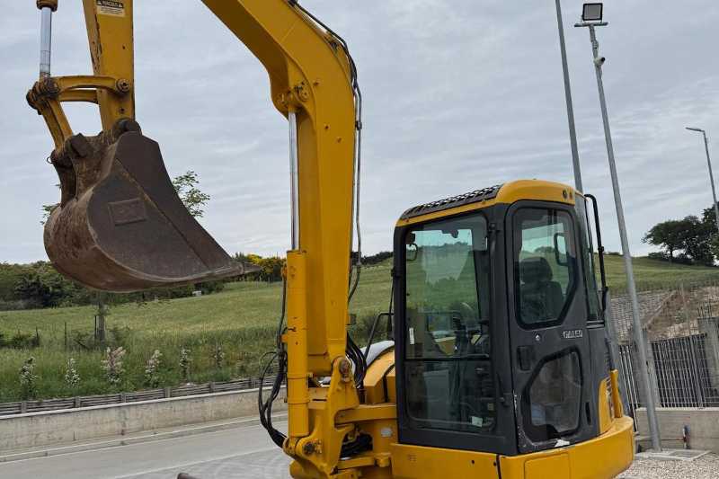 OmecoHub - Immagine KOMATSU PC88MR-6